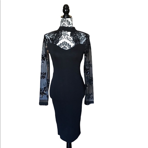 AX PARIS  SEQUIN DRESS - Picture 5 of 7